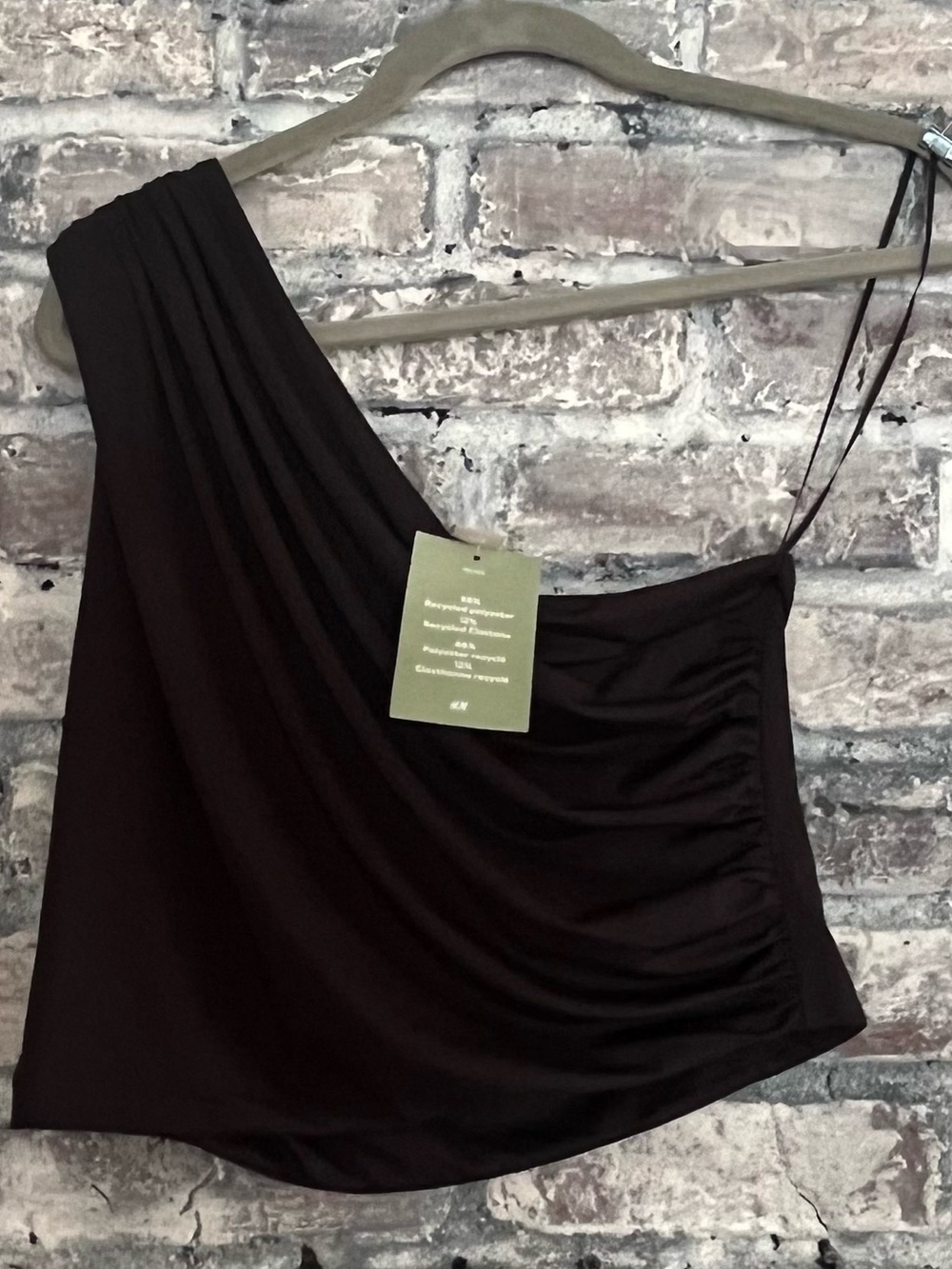 H&M One-Shoulder Black Ruched Top New/tags. Listing so many new items. Bundle 🥳